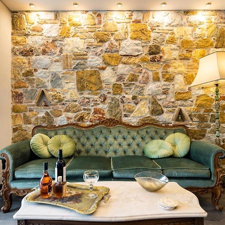 Queen'S Stone Legend, Royal Living By Acropolis Athena Bagian luar foto